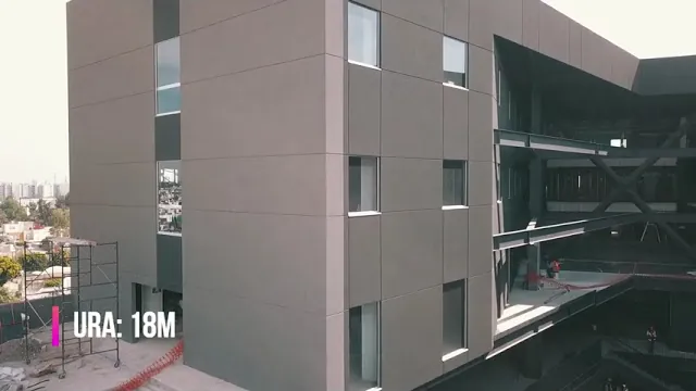 HOTEL CANDLEWOOD. FACHADA CON SISTEMA SATE / EIFS
